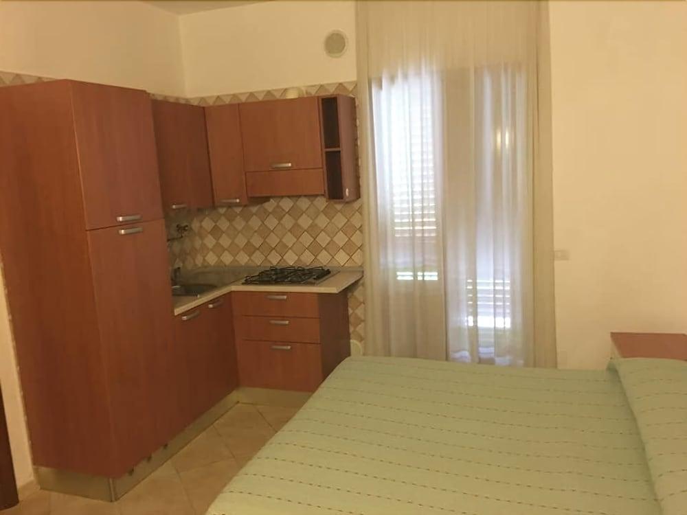 Residence Villa Candida Vieste Bagian luar foto