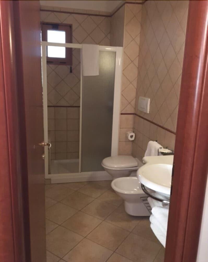 Residence Villa Candida Vieste Bagian luar foto