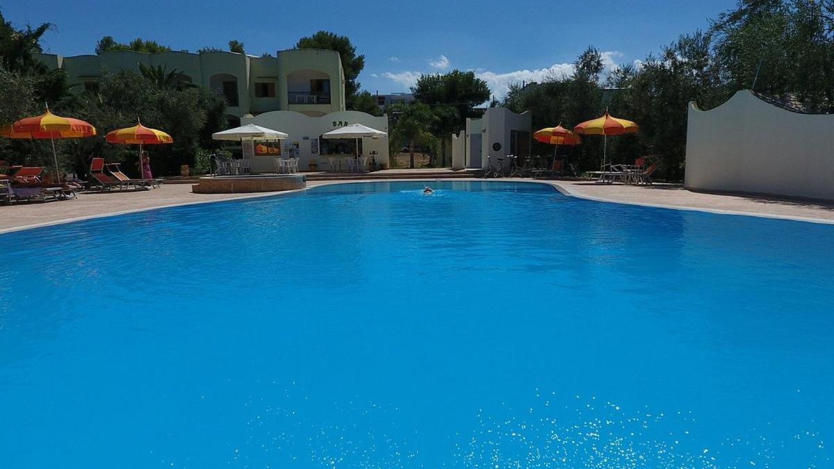 Residence Villa Candida Vieste Bagian luar foto