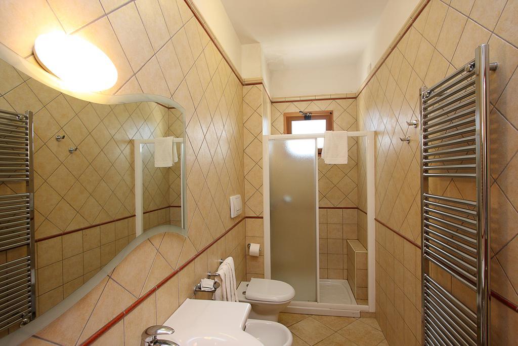 Residence Villa Candida Vieste Ruang foto